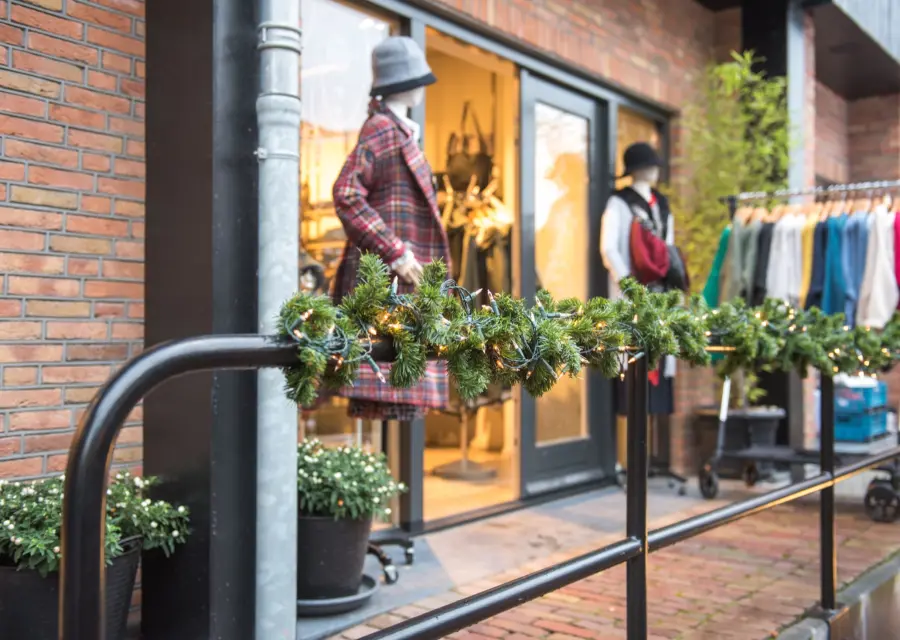 Lokale ondernemer in het centrum van Ootmarsum