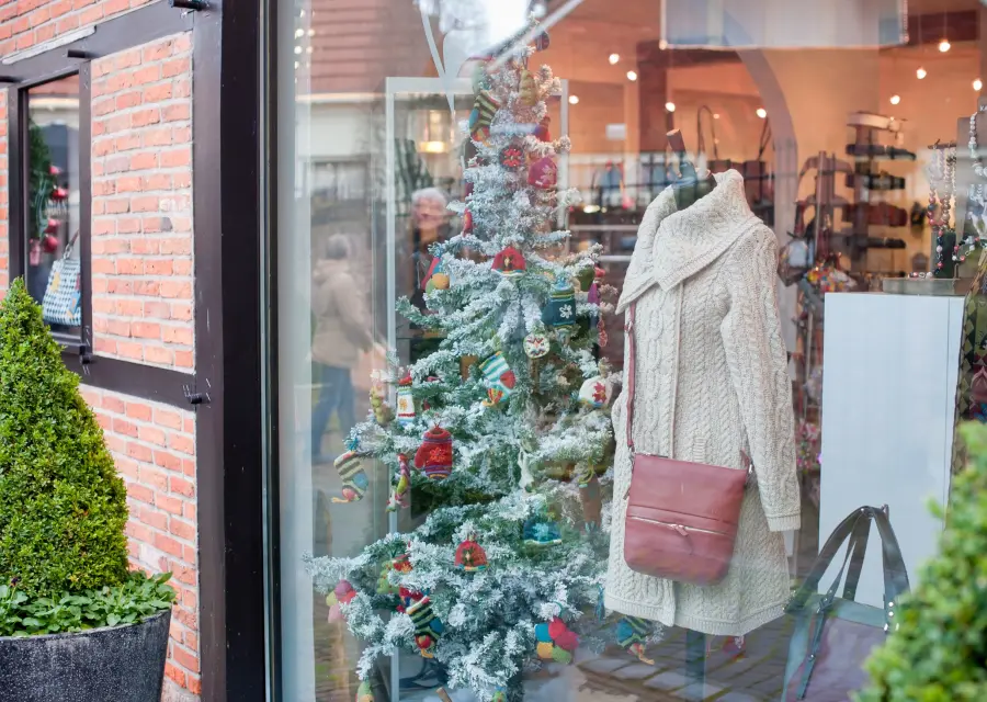 Lokale ondernemer in het centrum van Ootmarsum